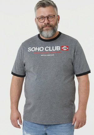 - T-shirt z nadrukiem