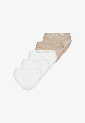 Cinq slips pour femmes avec bordure en dentelle beige et blanche, disposés en ligne diagonale sur un fond blanc.