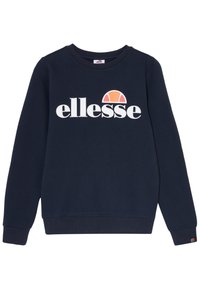 Marinblå sweatshirts i bomullsmix, med rund halsringning och ribbade ärmslut. Stort "ellesse"-logotyp med en färgglad halvcirkel-design.