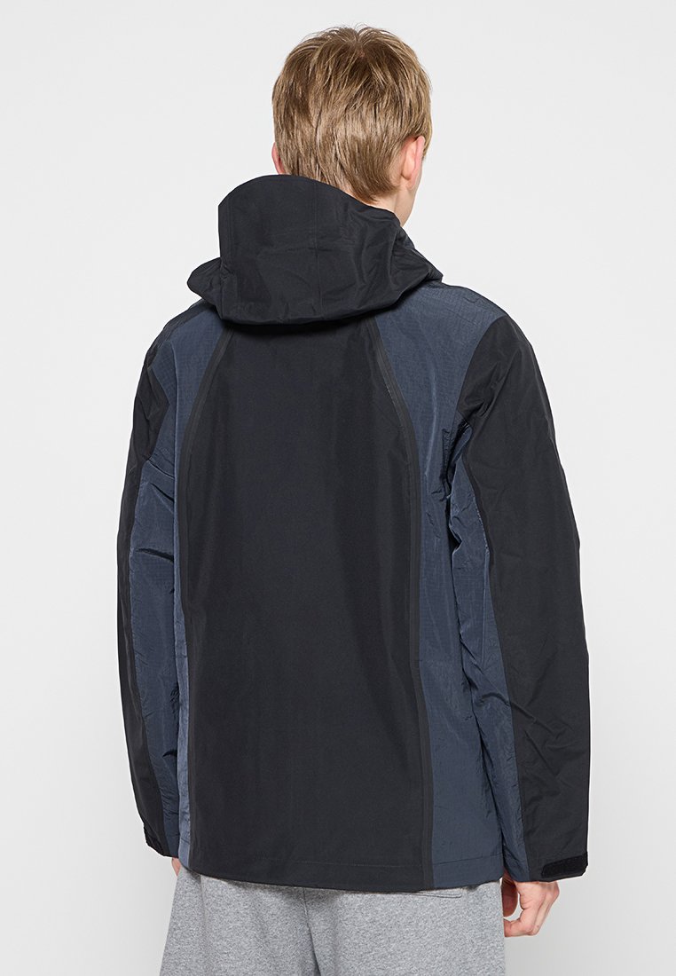 Outdoorjacke