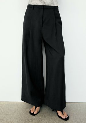 Massimo Dutti, STRAIGHT-LEG TROUSERS WITH DOUBLE DARTS 05014714 - Bukser - black