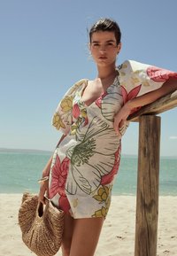 Next PUFF SLEEVE - REGULAR FIT - Jumpsuit - ecru pink floral