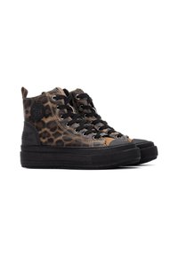Zapatillas altas con parte superior de estampado de leopardo, suela de goma negra y acentos en contraste en color tostado. Presenta un logo redondo y cordones negros.