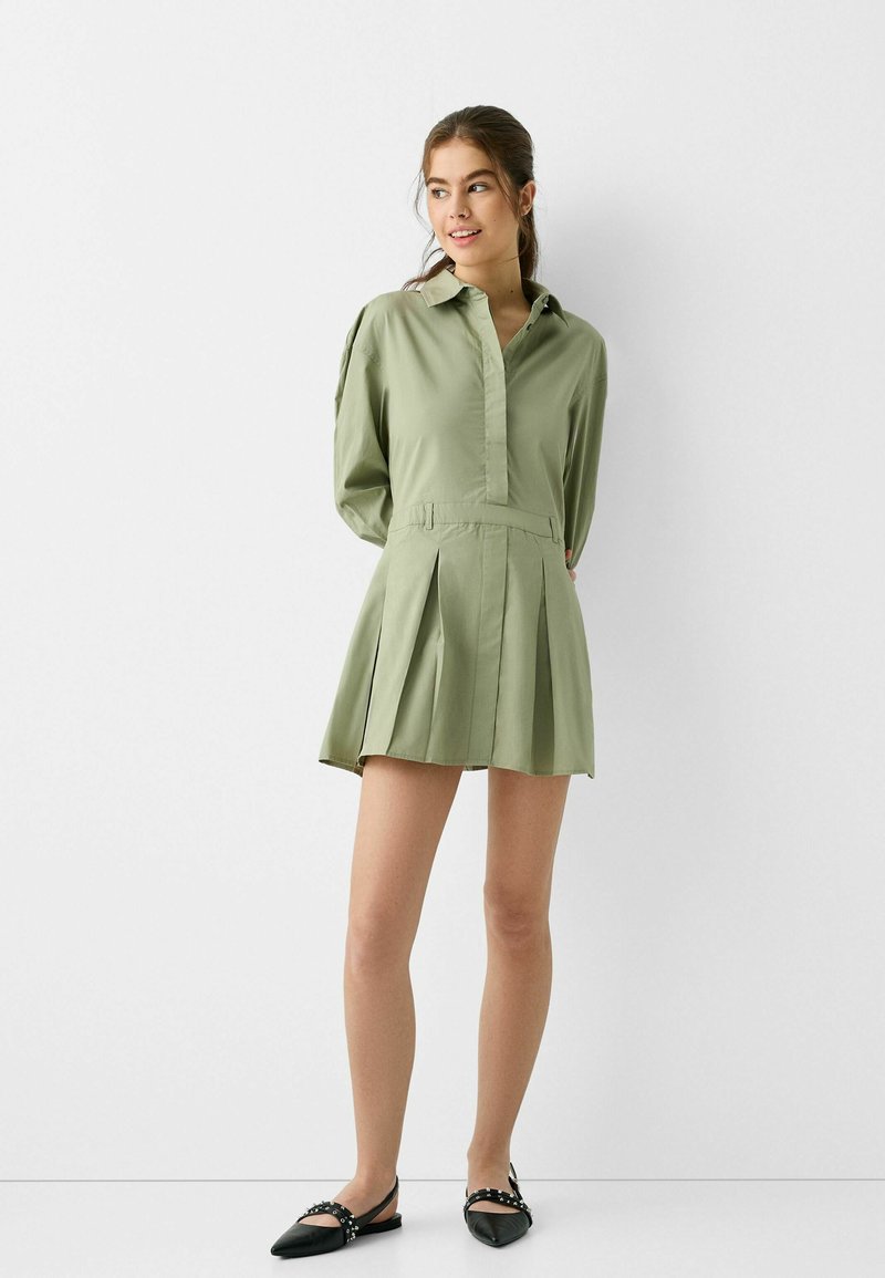 Bershka Blousejurk kaki