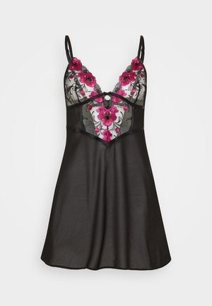 Camisola de lingerie preta com alças ajustáveis, apresentando um corpete de renda floral transparente com bordado rosa e um laço decorativo ao centro.