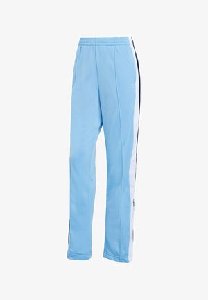 Pantalons de sport bleu clair avec des rayures latérales blanches et noires, ceinture élastique et coupe droite.