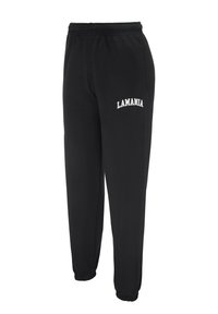 Juodos elastingos juosmens kelnės su šoninėmis kišenėmis ir baltu "LAMANIA" tekstu viršuje šlaunies, su elastinėmis rankovėmis ties kulkšnimi.