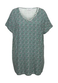 Top de mangas cortas, de patrón verde y negro con cuello en V, que presenta un corte holgado y una tela suave y ligera.