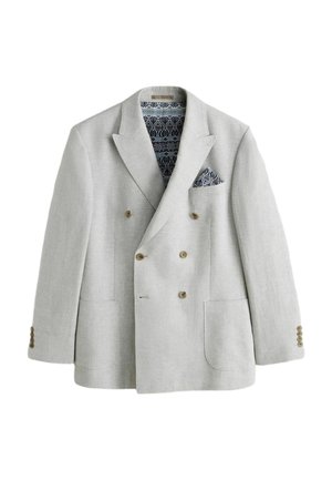 Svetlosivý dvojradový blejzer s hnedými gombíkmi, vzorovanou námornícko-modrou a bielou vreckovkou a zodpovedajúcou vnútornou podšívkou.