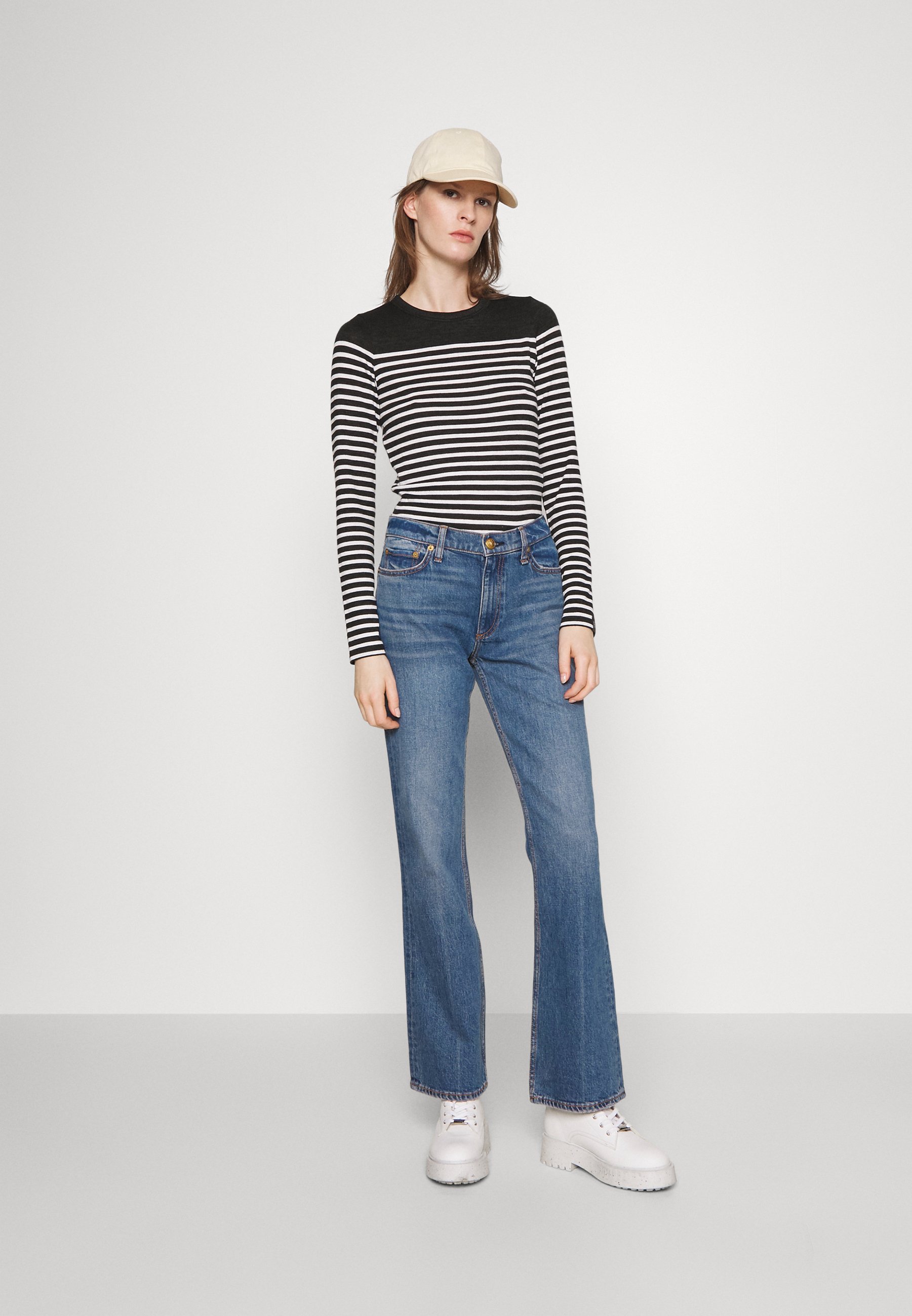 【関税込み】rag & bone ブルー Peyton ジーンズ rag & boneのブルー Peyton ジーンズがセール中