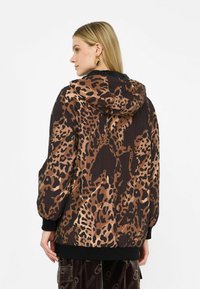 LIU JO ANIMAL PRINT - Kratki kaputi - brown