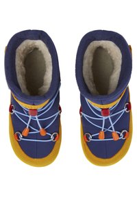 Blaue und gelbe gepolsterte Winterstiefel mit einer strukturierten Außenseite, elastischen Schnürsenkeln und einem weichen Fleece-Futter innen.