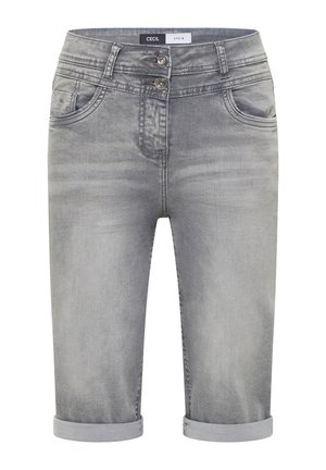 Grijze denimshorts met omgeslagen zomen, dubbele knopen aan de voorkant, riemlussen en voorzakken, met label "Cecil Denim."