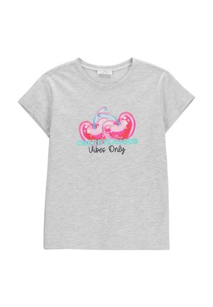 Szara koszulka z krótkim rękawem z różową grafiką czereśni oraz turkusowo-czarnym napisem "CHERRYLICIOUS Vibes Only" na środku z przodu.