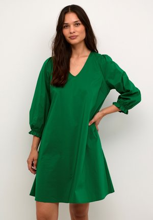 CUANTOINETT SHORT 3/4 SLEEVE  - Hverdagskjole - jolly green