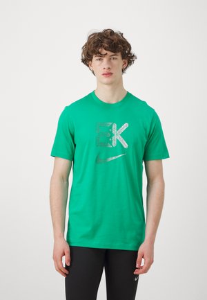 TEE KIPCHOGE - Športové tričko - stadium green