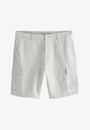 Pantaloni scurți casual gri deschis cu bucle pentru curea, închidere frontală cu nasture și fermoar, buzunare laterale și buzunare cargo pe fiecare picior.