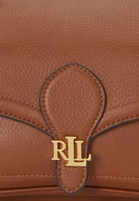Thumbnail Image 6