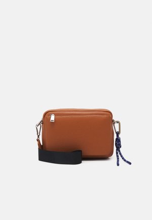 CROSSBODY M - Across body bag - camel