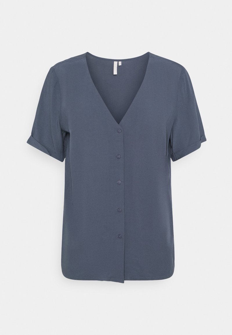 Blouse à manches courtes bleu marine en tissu lisse, avec un col en V, une patte de boutonnage et des poignets retroussés pour une coupe décontractée.