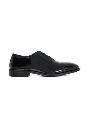 STEFFON TOE CAP OXFORD BROGUES - Lace-ups - black