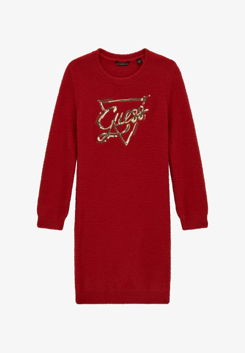 Robe en maille rouge à manches longues avec col rond, ornée du logo "Guess" en sequins dorés et d'un motif triangulaire sur la poitrine.