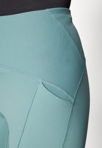 ASICS ROAD WINTER HIGH WAIST - Leggings - celadon
