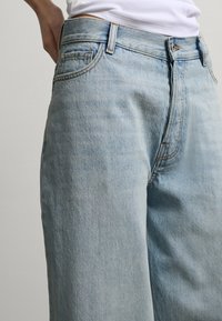 Stefanel Jeans Relaxed Fit - light wash