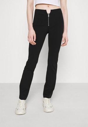 SPRING TIGHT TROUSER - Calças - black