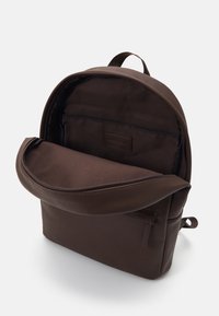 Pier One UNISEX - Reppu - brown