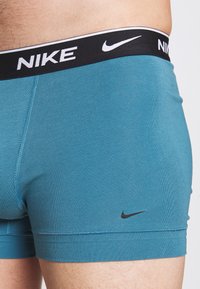 Nike Underwear TRUNK 2 PACK - Cuecas boxer - magic ember/rift blue