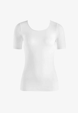 Bílá krátkosrstá tričko s kulatým výstřihem, vyrobené z hladké, pružné látky. Jednoduchý design bez viditelných vzorů nebo akcentů.