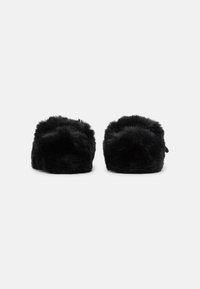 MOSCHINO NEWBORN LETTERING LOGO - První boty - black