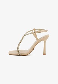 Non selezionato, nude