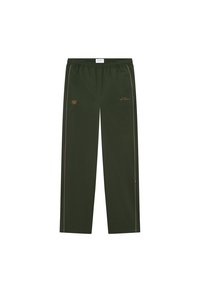 Olivové zelené športové nohavice s ryhovanou textúrou, elastickým pásom, bočnými pruhmi a vyšiavaným logom. Majú rovný strih.