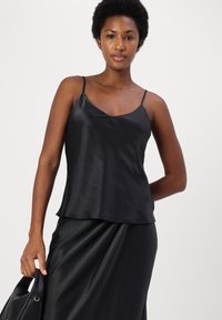 Guess ANASTASIA TANK - Linne - jet black