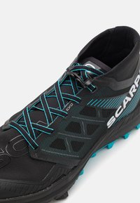 Scarpa SPIN  - Túracipők - black