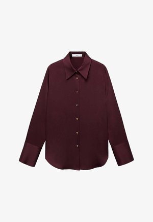 Burgundy långärmad skjorta med spetsig krage, knappstängning fram och knappar i guldton; tillverkad av ett mjukt, lätt tyg.