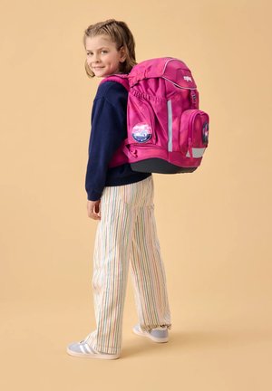 Ergobag, PACK SET - School set - mondzaubär-beere