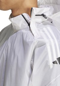 adidas Performance Regenjacke / wasserabweisende Jacke - weissschwarz