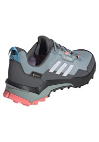 Adidas Terrex TERREX AX4 GTX szary