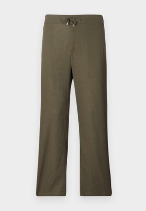 Calças largas de linho verde-oliva com cordão na cintura e pernas largas. Textura suave, design minimalista, sem padrões ou detalhes visíveis.