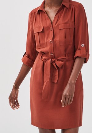 Robe chemise - cognac