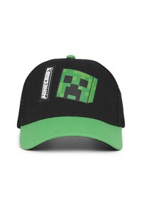Cappellino nero e verde con visiera verde solida, caratterizzato da una grafica pixelata della faccia di un creeper verde e un logo "Minecraft" sulla parte anteriore.