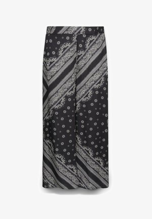 Czarne spodnie wide-leg z wzorem paisley i kwiatowym w kolorze białym. Wykonane z lekkiego materiału o gładkiej fakturze i luźnym kroju.