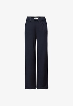 Pantalones de pierna ancha en color marino, elaborados con una tela suave. Presentan un frente plano, presillas para cinturón y dos bolsillos laterales. Detallados con una hebilla en tono plateado.