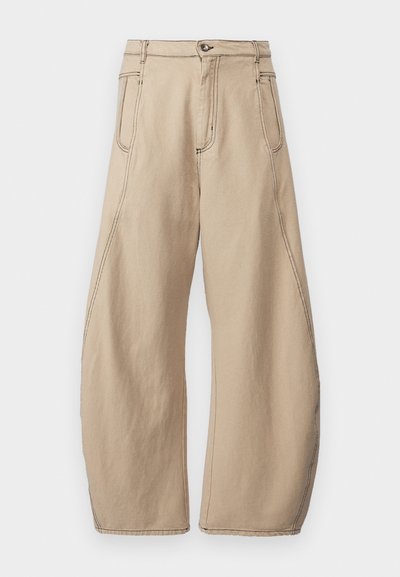 Henrik Vibskov SHADE PANTS - Relaxed fit jeans - tan