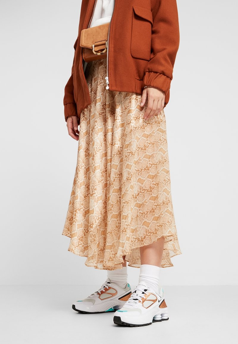 Nike Sportswear Sneakers - white