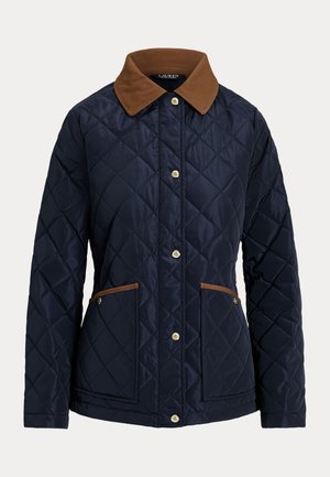 Marineblauwe doorgestikte jas met bruine kraag, drukknoopsluiting aan de voorkant en voorzakken met bruine bies, ontworpen voor koud weer.