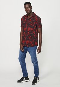 Koroshi SHORT SLEEVE - Camicia - rojo   red